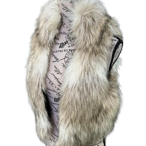 Ann Taylor Loft Vest - Picture 6 of 13